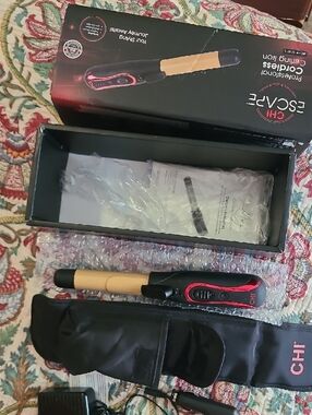 CHI Escape Professional Cordless Curling Iron - Black & Gold